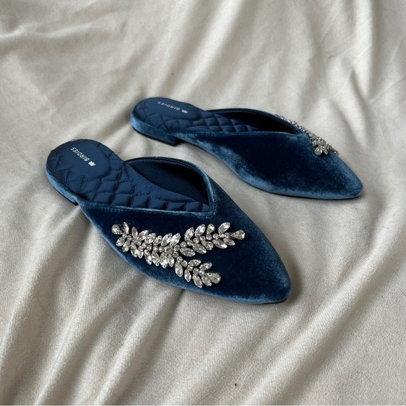 Birdies The Swan in Jeweled Ocean Size 5 - Picture 5 of 5